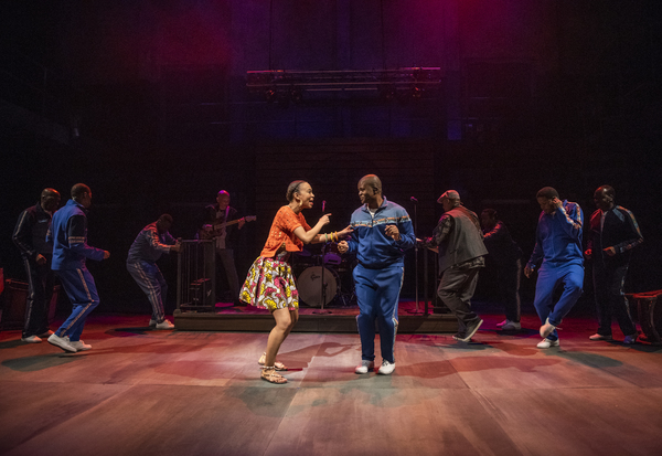 Photo Flash: Take a Look at Steppenwolf's World Premiere Production of LINDIWE Image