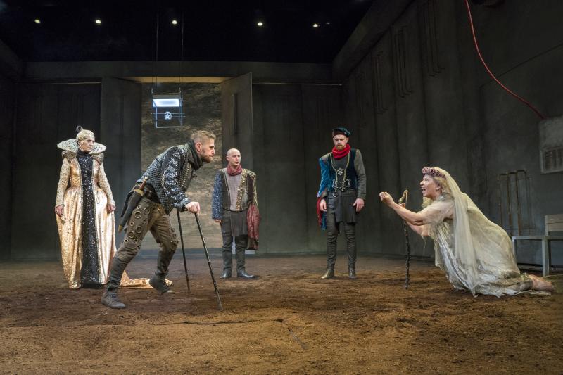 Review: DRUIDSHAKESPEARE: RICHARD III Beguiles and Seduces at Lincoln Center's White Light Festival Image