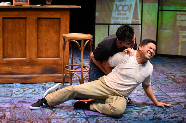 Photo Flash: First Look at FAST COMPANY at the Guthrie Theater Image