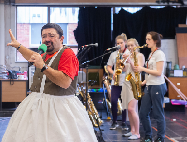 Photo Flash: Inside Rehearsal For JACK AND THE BEANSTALK at Theatr Clywd Image