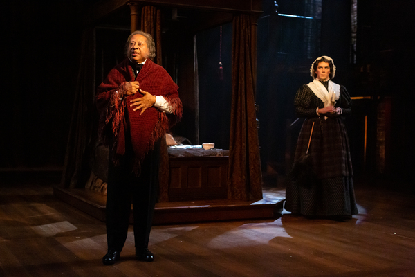 Photo Flash: First Look At A CHRISTMAS CAROL At Alley Theatre Image