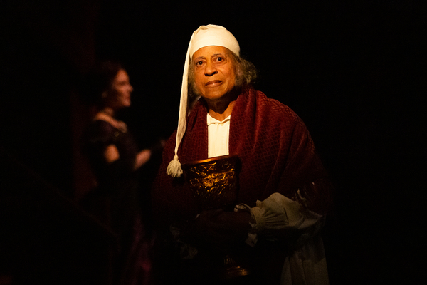 Photo Flash: First Look At A CHRISTMAS CAROL At Alley Theatre Image