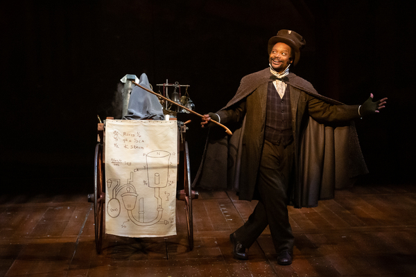 Photo Flash: First Look At A CHRISTMAS CAROL At Alley Theatre Image
