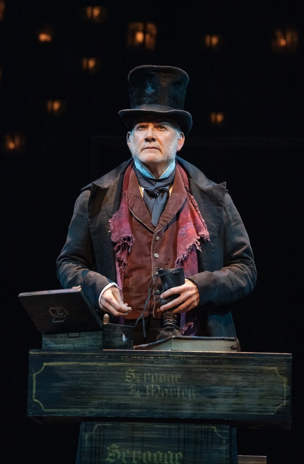 Photo Flash: First Look at Campbell Scott & More in A CHRISTMAS CAROL on Broadway! Image