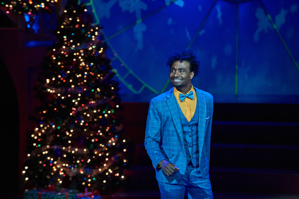 Photo Flash: First Look Into Aurora Theatre's CHRISTMAS CANTEEN Image