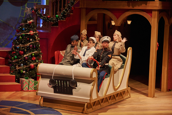 Photo Flash: First Look Into Aurora Theatre's CHRISTMAS CANTEEN 