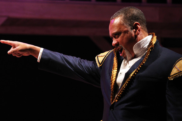Photo Flash: Connecticut Repertory Theatre Presents SHAKESPEARE IN LOVE Image