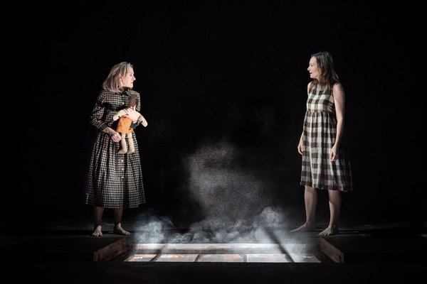 Photo Flash: First Look at MY BRILLIANT FRIEND at the National Theatre 