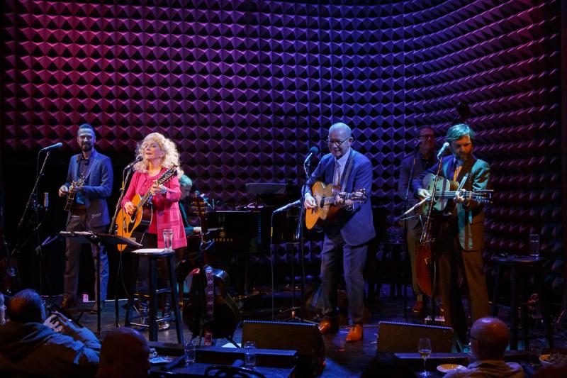 Review: JUDY COLLINS Sings Ravishing WINTER STORIES  at Joe's Pub 