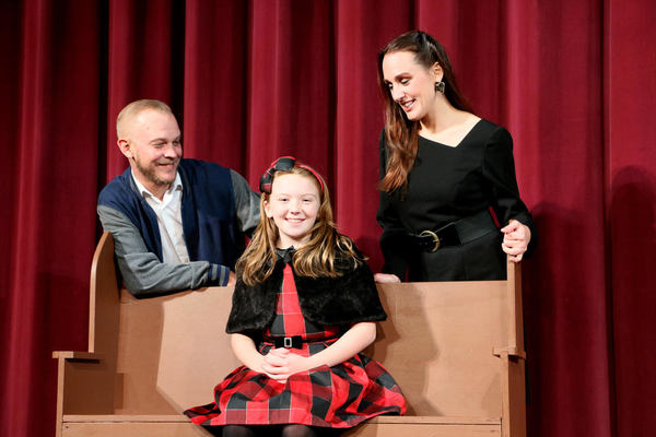 Photo Flash: MIRACLE ON 34TH STREET At the Bradley Playhouse Image
