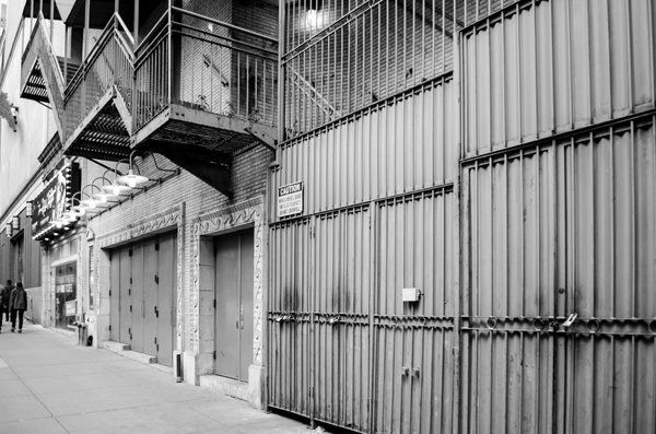 How to Stage Door a Broadway Show - The Ultimate Guide Image