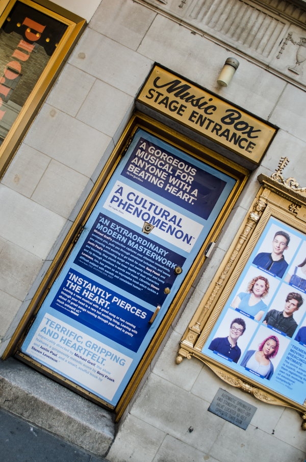 How to Stage Door a Broadway Show - The Ultimate Guide Image