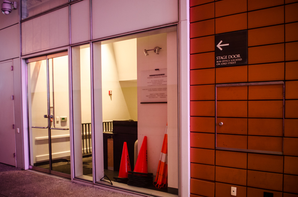 How to Stage Door a Broadway Show - The Ultimate Guide Image