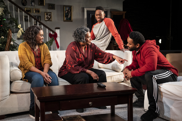 Photo Flash: First Look At THE FIRST DEEP BREATH at Victory Gardens Theater Image