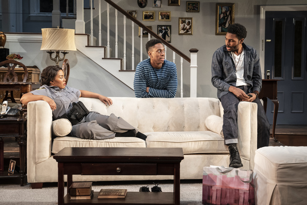 Photo Flash: First Look At THE FIRST DEEP BREATH at Victory Gardens Theater Image