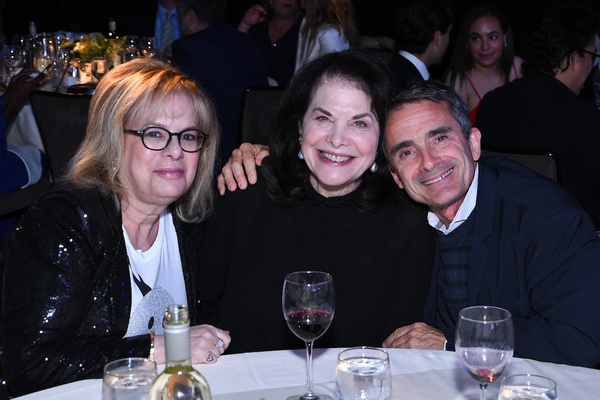 Laura Lizer (L), Sherry Lansing (C), Stephen Galloway (Exec Editor, The Hollywood Rep Photo