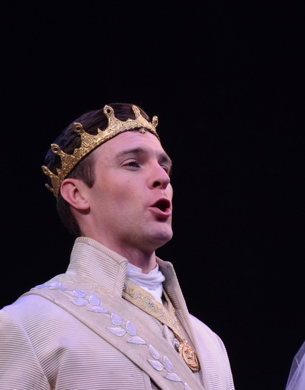 Photo Coverage: The Cast of RODGERS & HAMMERSTEIN'S CINDERELLA Take Opening Night Bows Image