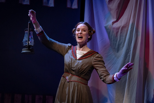 Photo Flash: First Look THE GIANT HOAX at Theatre Row Image