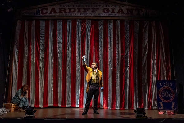 Photo Flash: First Look THE GIANT HOAX at Theatre Row Image