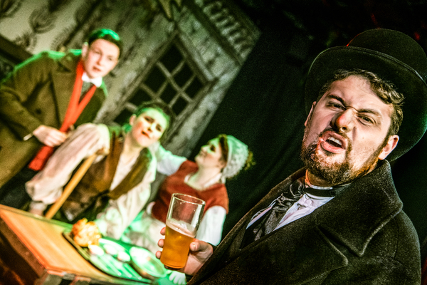 Photo Flash: First Look at A PISSEDMAS CAROL at Leicester Square Theatre 