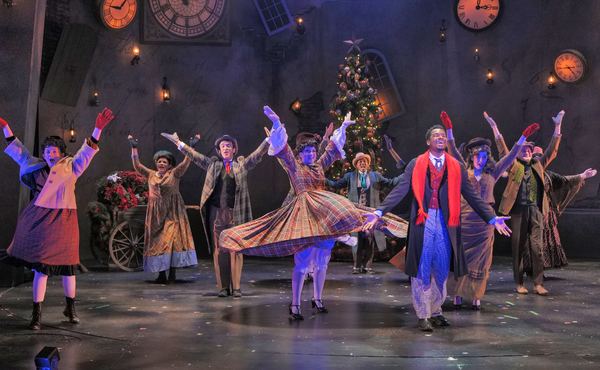 Photo Flash: First Look At A CHRISTMAS CAROL At ZACH Theatre 