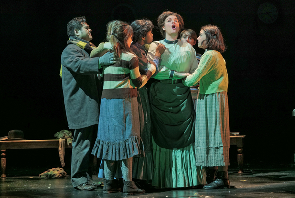 Photo Flash: First Look At A CHRISTMAS CAROL At ZACH Theatre Image