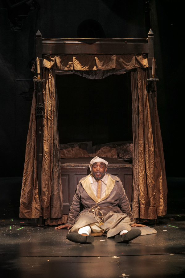 Photo Flash: First Look At A CHRISTMAS CAROL At ZACH Theatre Image