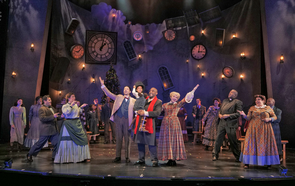 Photo Flash: First Look At A CHRISTMAS CAROL At ZACH Theatre 