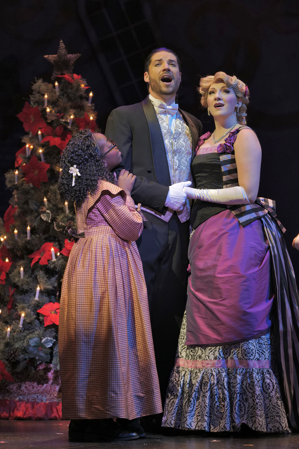 Photo Flash: First Look At A CHRISTMAS CAROL At ZACH Theatre Image