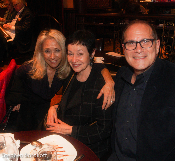 Photo Coverage: BROADWAY THE CALLA-WAY With Liz Callaway & Ann Hampton Callaway At Feinstein's/54 Below Image