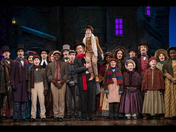 Photo Flash: First Look at A CHRISTMAS CAROL at Milwaukee Rep Image