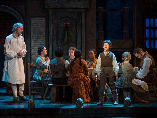 Photo Flash: First Look at A CHRISTMAS CAROL at Milwaukee Rep Image