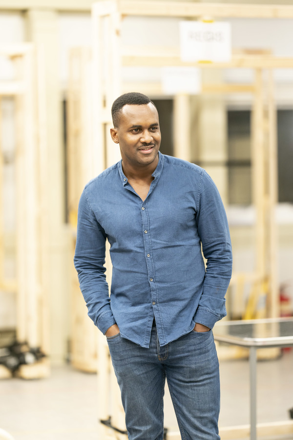 Photo Flash: Inside Rehearsal For GUYS AND DOLLS at Sheffield Theatres Image