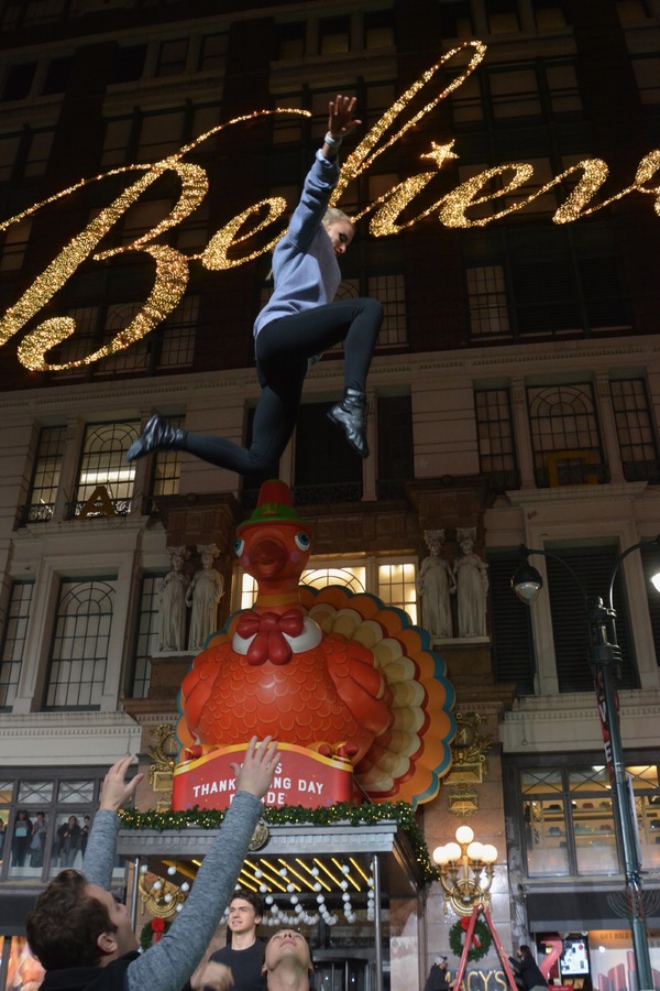 Photo Coverage: Idina Menzel, HADESTOWN, TINA - THE TINA TURNER MUSICAL, and More Rehearse For the 2019 Macy's Thanksgiving Day Parade 