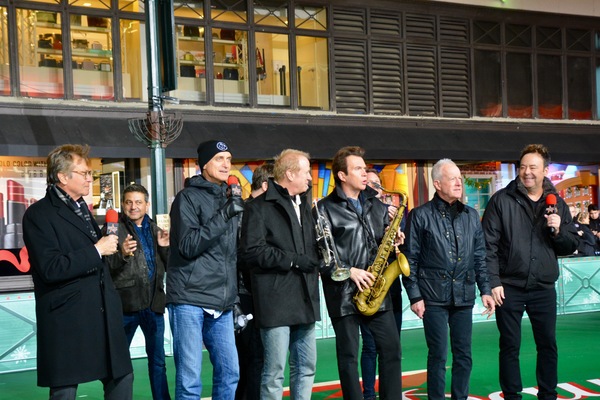 Photo Coverage: Idina Menzel, HADESTOWN, TINA - THE TINA TURNER MUSICAL, and More Rehearse For the 2019 Macy's Thanksgiving Day Parade  Image