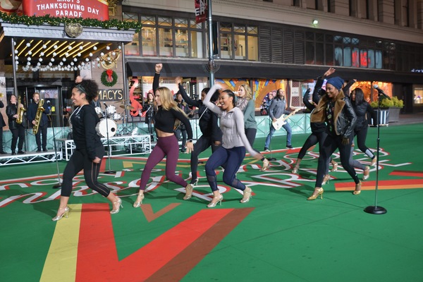 Photo Coverage: Idina Menzel, HADESTOWN, TINA - THE TINA TURNER MUSICAL, and More Rehearse For the 2019 Macy's Thanksgiving Day Parade 