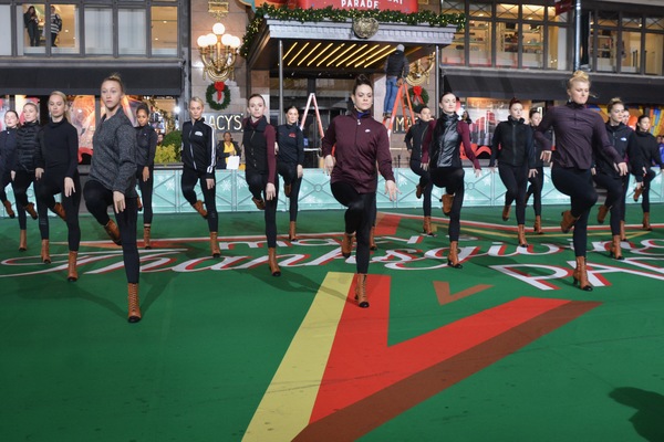 Photo Coverage: Idina Menzel, HADESTOWN, TINA - THE TINA TURNER MUSICAL, and More Rehearse For the 2019 Macy's Thanksgiving Day Parade 