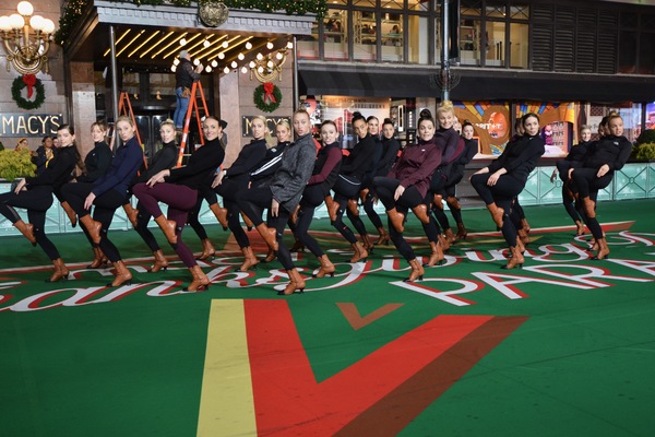 Photo Coverage: Idina Menzel, HADESTOWN, TINA - THE TINA TURNER MUSICAL, and More Rehearse For the 2019 Macy's Thanksgiving Day Parade 