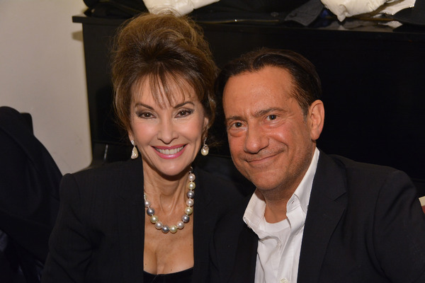 Photo Flash: Susan Lucci, Tony Danza and More Celebrate CELEBRITY AUTOBIOGRAPHY Image