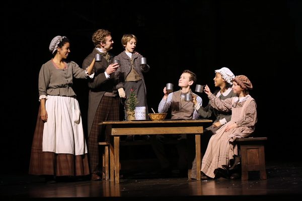 Photo Flash: Ford's Theatre Presents A CHRISTMAS CAROL Image