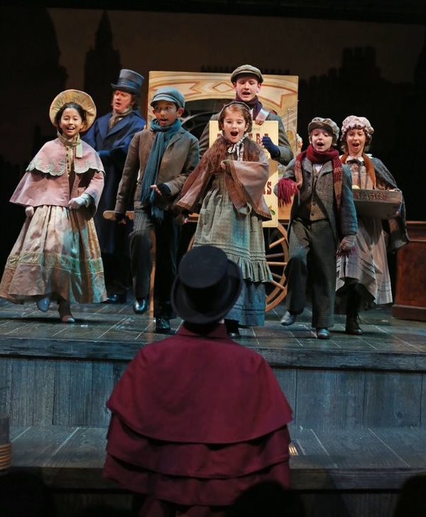 Photo Flash: Ford's Theatre Presents A CHRISTMAS CAROL Image