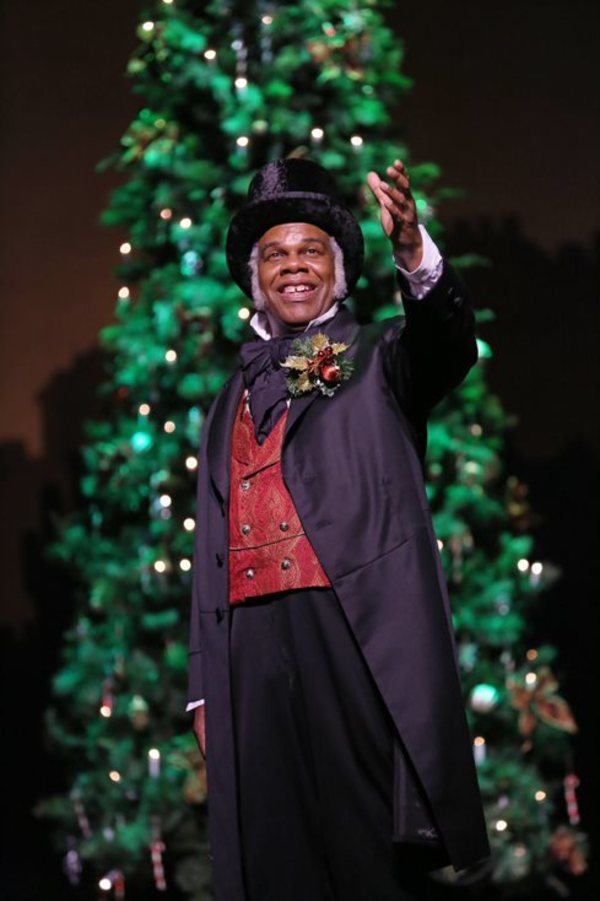 Photo Flash: Ford's Theatre Presents A CHRISTMAS CAROL Image