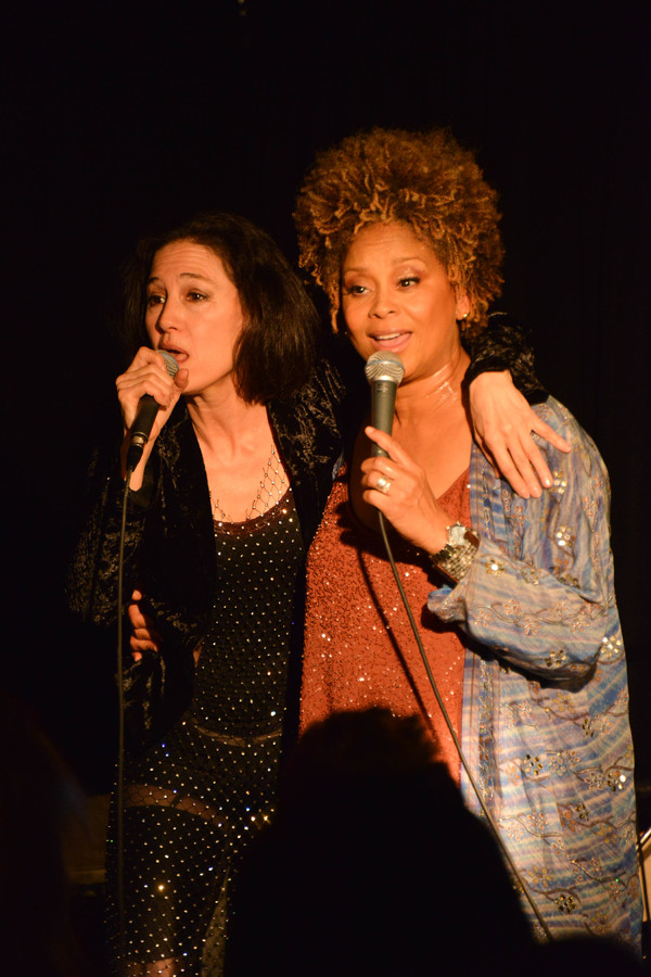 Photo Flash: Niki Haris and Donna De Lory Perform at the Standard Hotel  Image