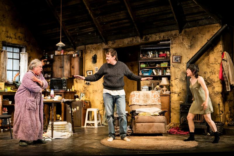 Review: Hilarious And Harrowing, THE BEAUTY QUEEN OF LEENANE Takes A Look Into The Lives Of The Forgotten 