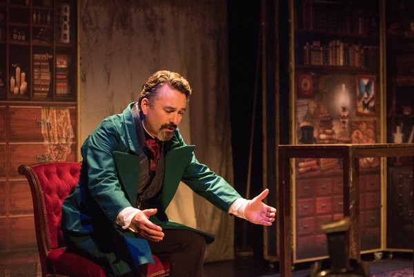 Photo Flash: First Look at European Arts Company's A CHRISTMAS CAROL Image
