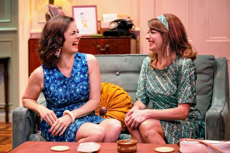 Review: Neil Simon's Comic Tale Of Unlikely Flatmates Proves Timeless In Ensemble Theatre's New Production of THE ODD COUPLE Image