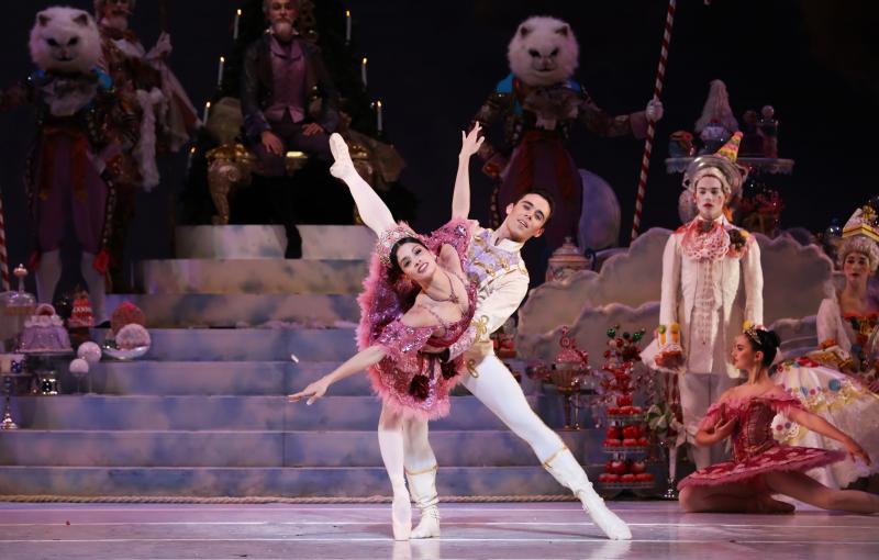 Review: THE NUTCRACKER at Houston Ballet Image