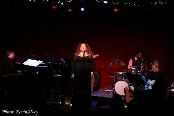 Photo Flash: Natalie Douglas Celebrates Joni Mitchell At Birdland Image