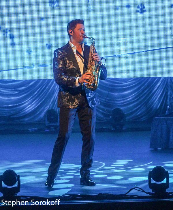 Photo Coverage: Dave Koz & Friends Christmas Tour Lights Up The Kravis Center Image