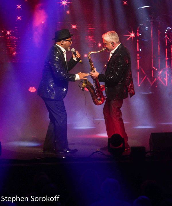 Photo Coverage: Dave Koz & Friends Christmas Tour Lights Up The Kravis Center Image